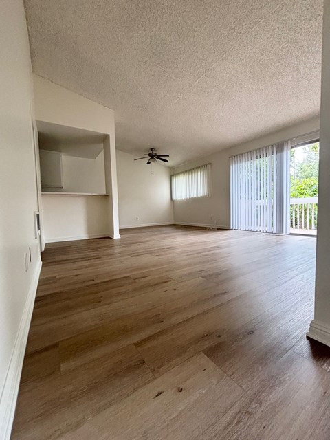 Floor plan for 2 beds, 2 baths, 1035 sqft